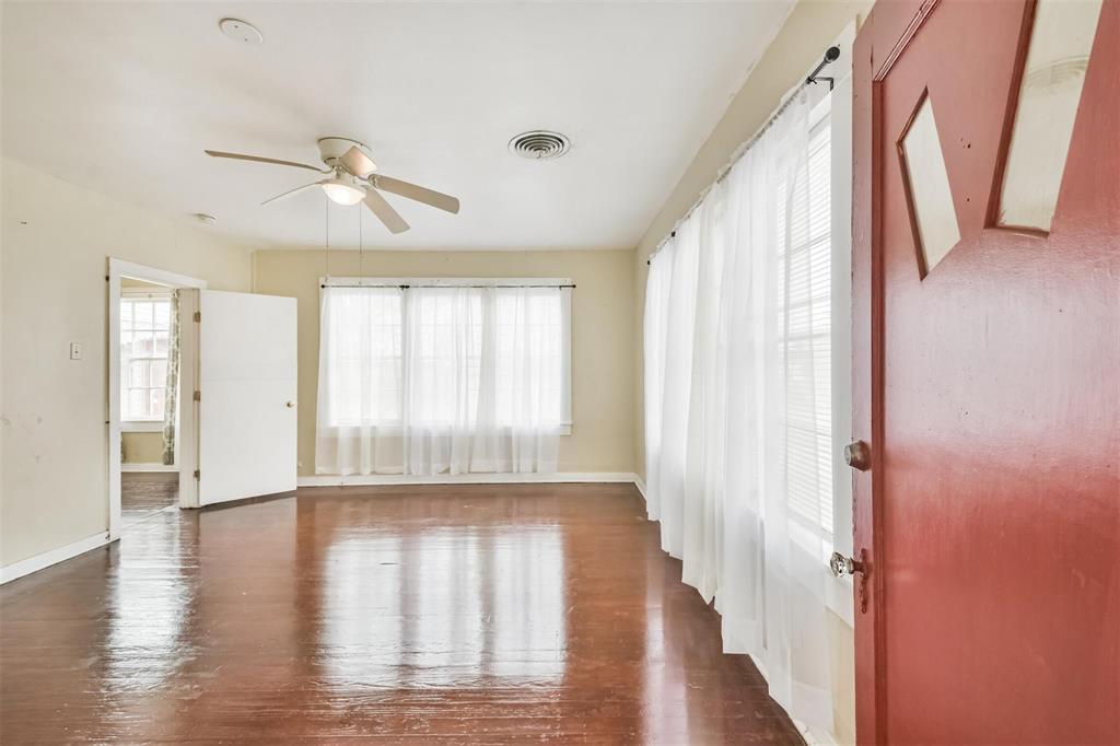 508 Texas Street, Brenham, Texas image 4