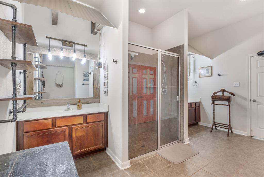 20801 Plaza Circle, Crosby, Texas image 30