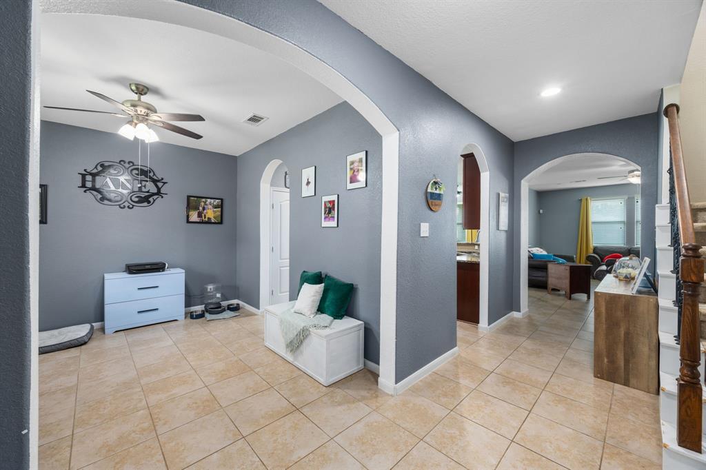 6215 Oxford Lake Drive, Rosenberg, Texas image 5