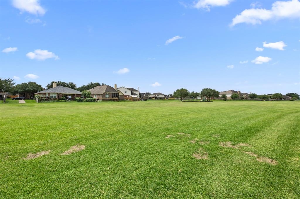 6215 Oxford Lake Drive, Rosenberg, Texas image 34