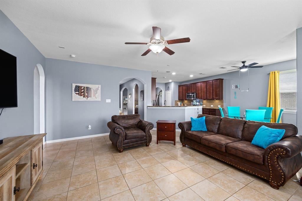 6215 Oxford Lake Drive, Rosenberg, Texas image 16