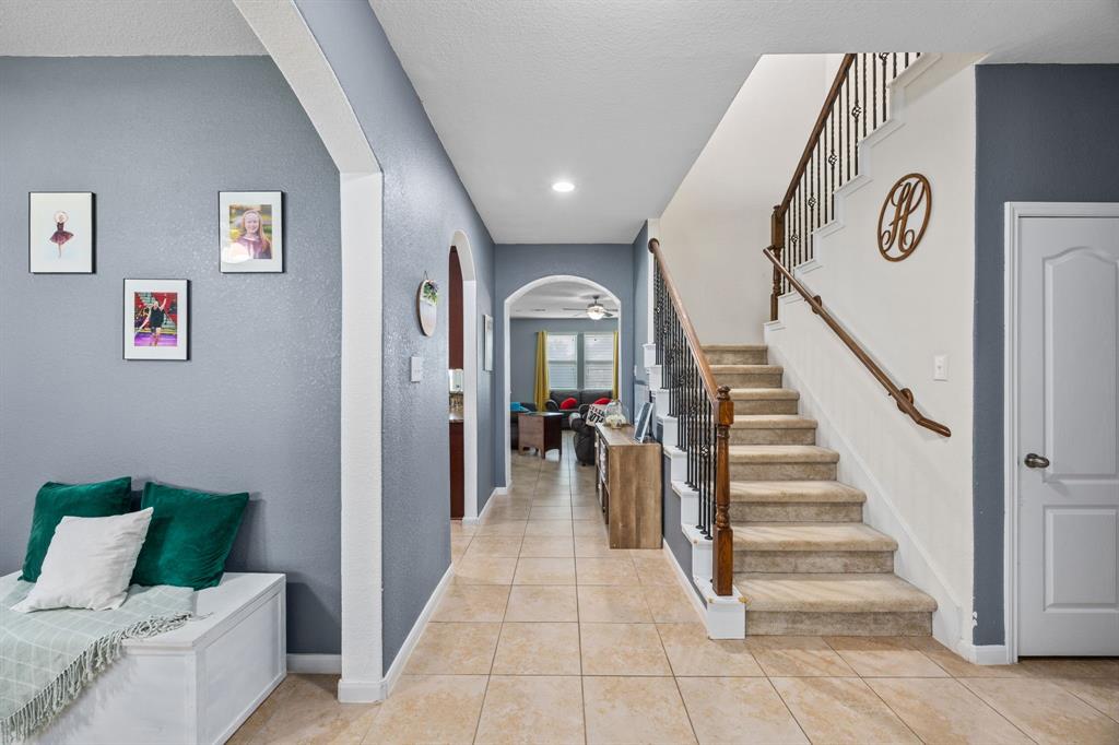 6215 Oxford Lake Drive, Rosenberg, Texas image 4