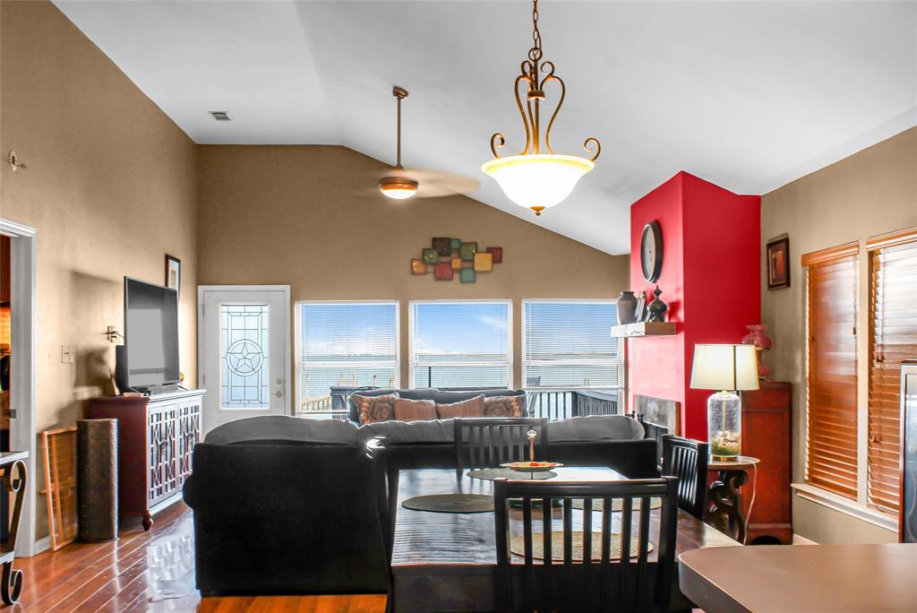 1437 John St, San Leon, Texas image 36