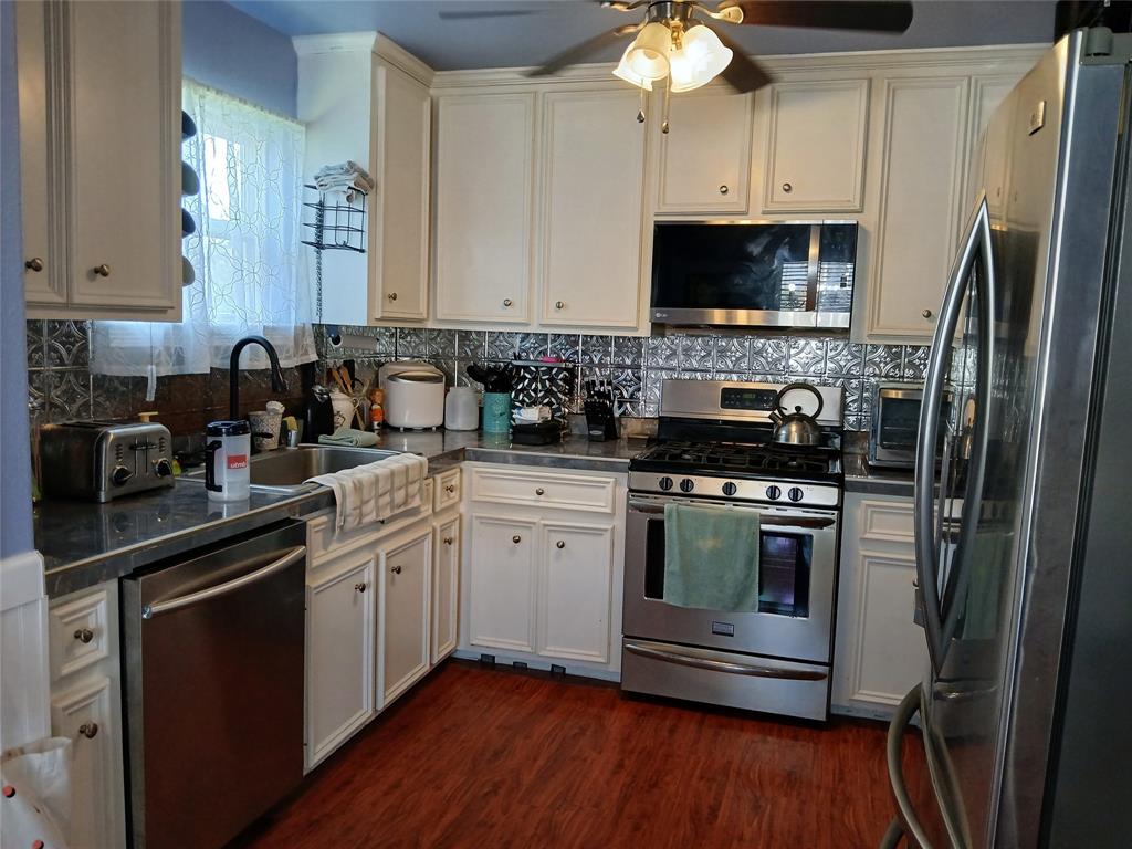 2827 Church Street, Galveston, Texas image 11