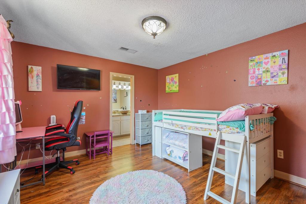 2411 Pilgrim Estates Drive, Texas City, Texas image 27