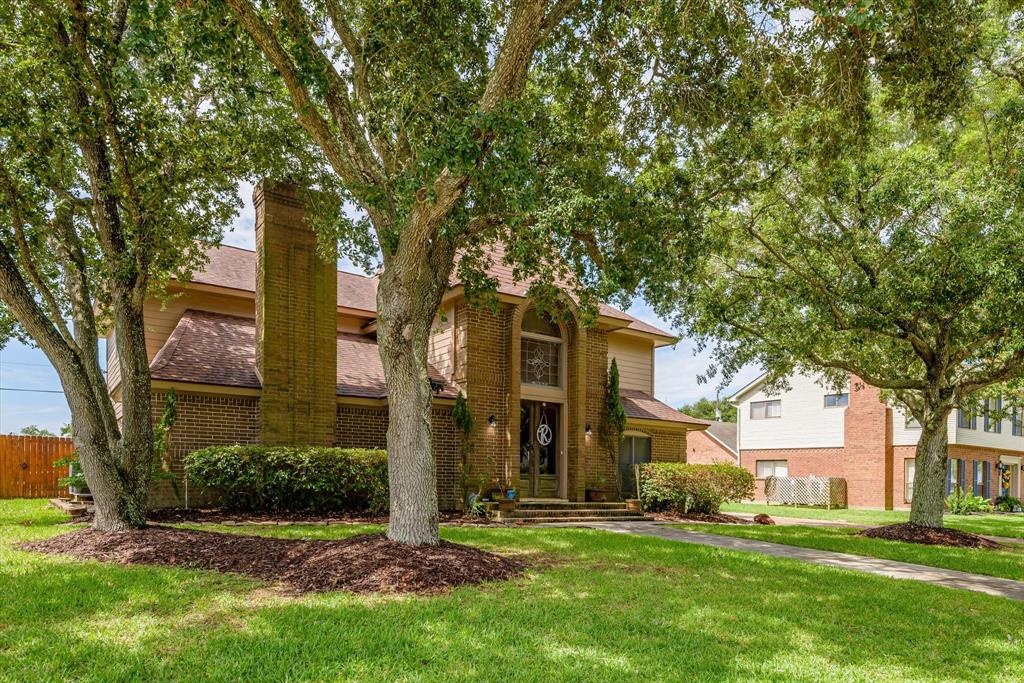 2411 Pilgrim Estates Drive, Texas City, Texas image 3
