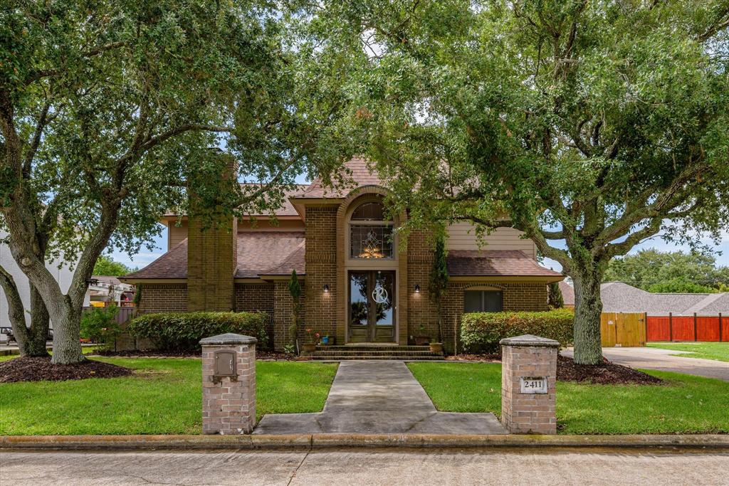 2411 Pilgrim Estates Drive, Texas City, Texas image 1