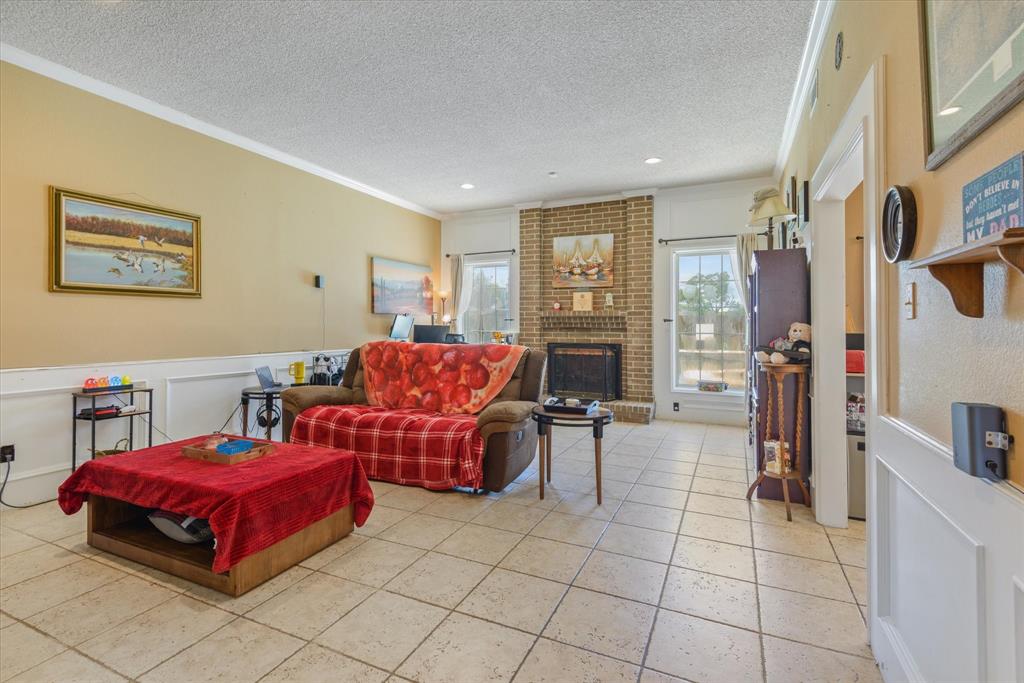 2411 Pilgrim Estates Drive, Texas City, Texas image 7