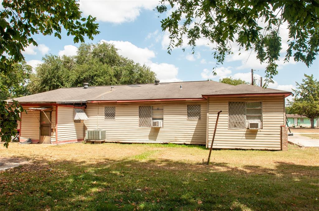 1601 Harris Street, Wharton, Texas image 17