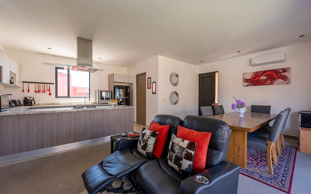 Tennessee 37766, Mexico, 3 Bedrooms Bedrooms, ,4 BathroomsBathrooms,Residential,Active,185475