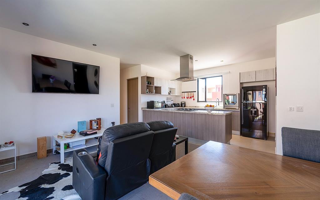 Tennessee 37766, Mexico, 3 Bedrooms Bedrooms, ,4 BathroomsBathrooms,Residential,Active,185475