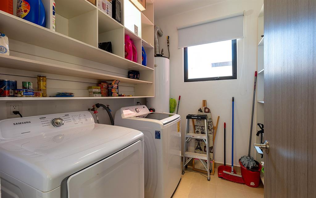 Tennessee 37766, Mexico, 3 Bedrooms Bedrooms, ,4 BathroomsBathrooms,Residential,Active,185475