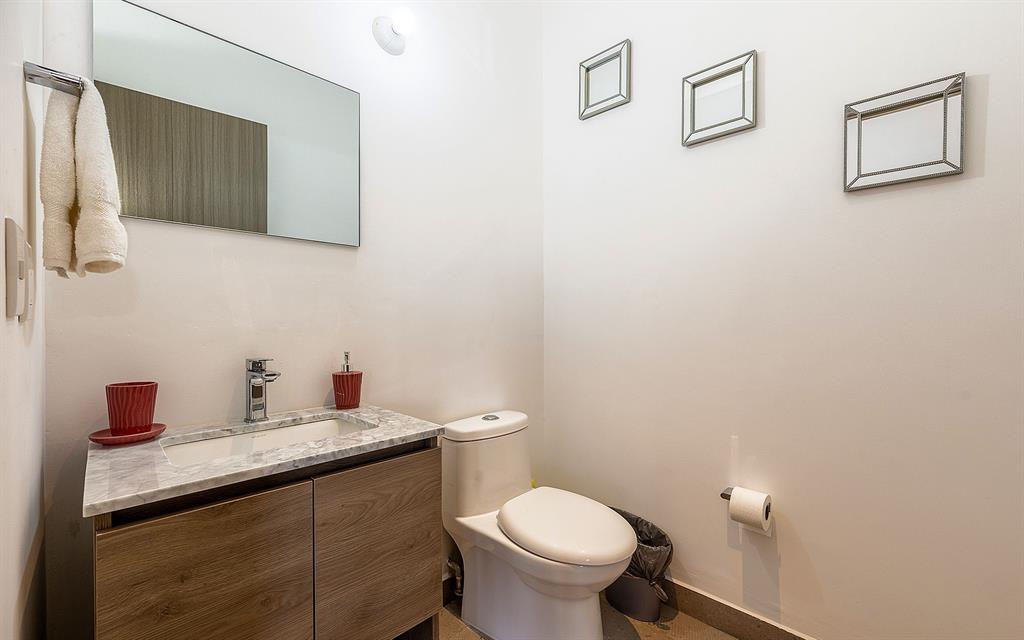 Tennessee 37766, Mexico, 3 Bedrooms Bedrooms, ,4 BathroomsBathrooms,Residential,Active,185475