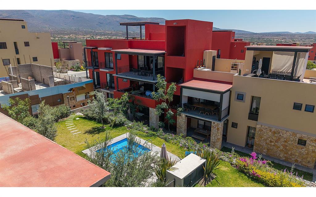 Tennessee 37766, Mexico, 3 Bedrooms Bedrooms, ,4 BathroomsBathrooms,Residential,Active,185475