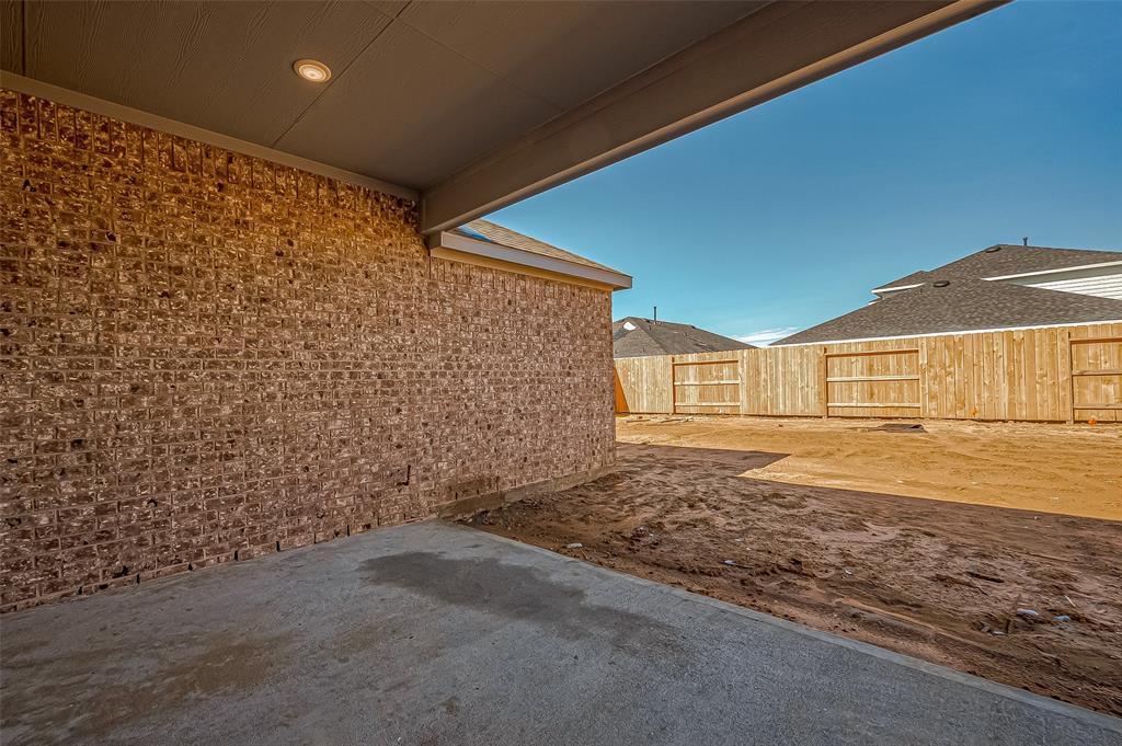22006 Oia Island Drive, Hockley, Texas image 31
