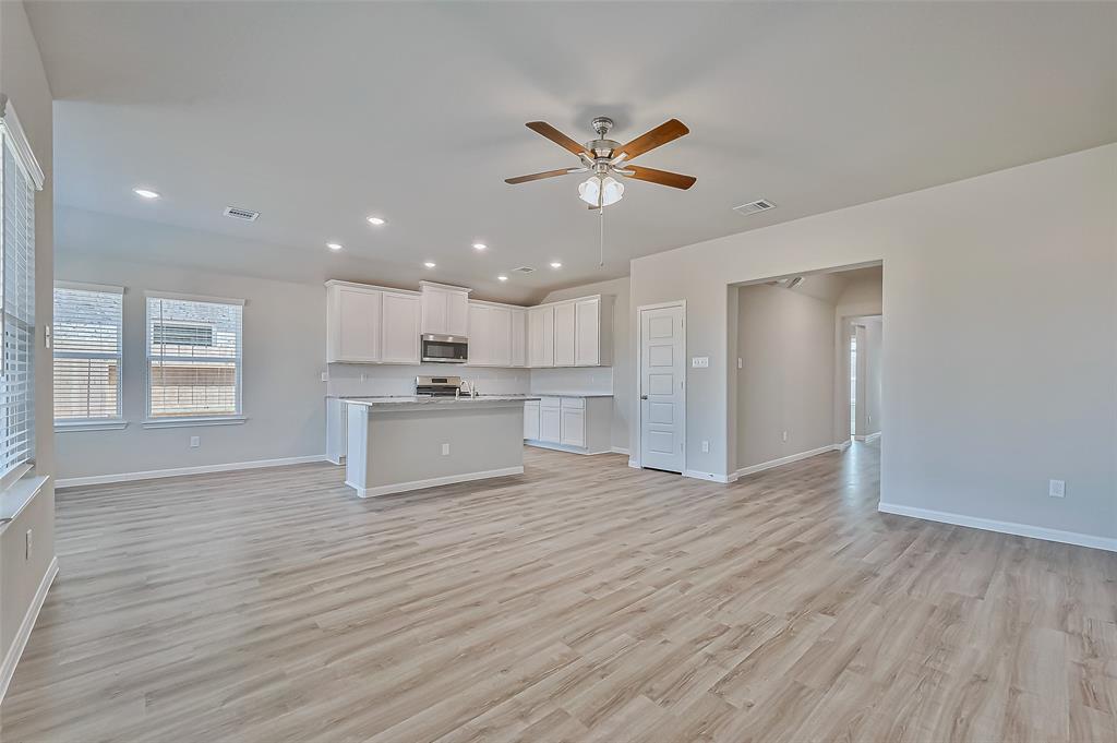 22006 Oia Island Drive, Hockley, Texas image 4