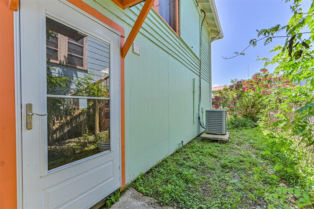 5005 Avenue N Rear, Galveston, Texas image 30