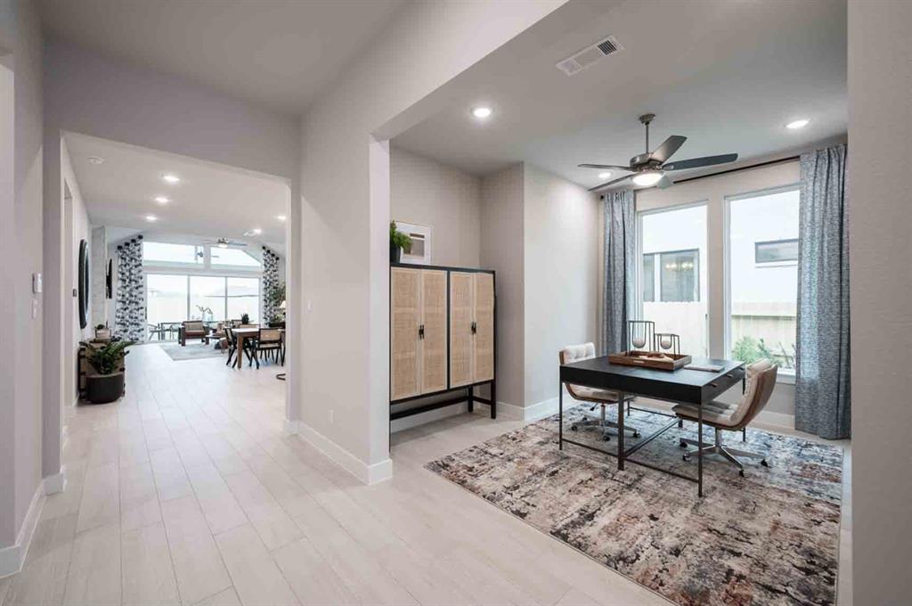 9606 Snapdragon Crest Court, Richmond, Texas image 3