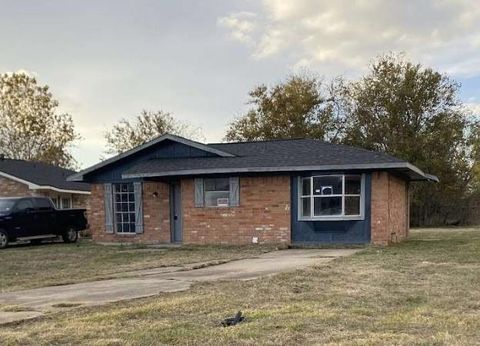 A home in Kendleton