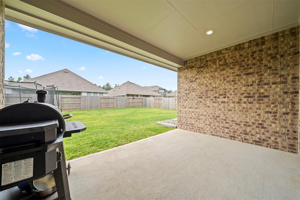 23692 Mileto Drive, New Caney, Texas image 34