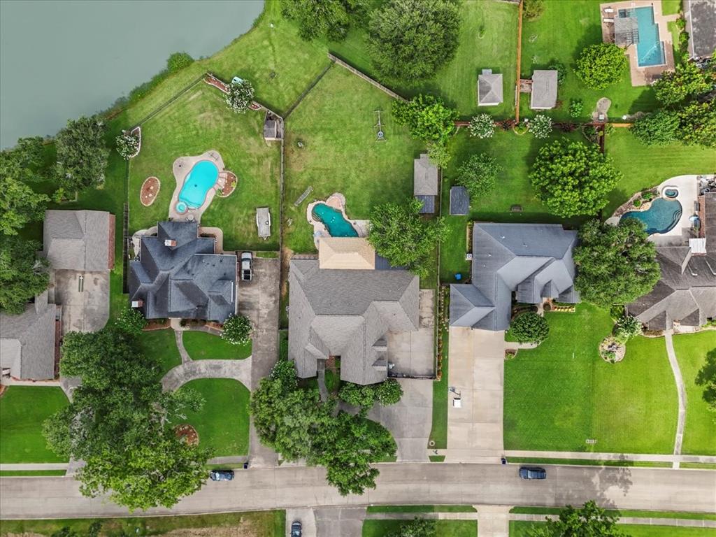 704 Heritage Oaks Drive