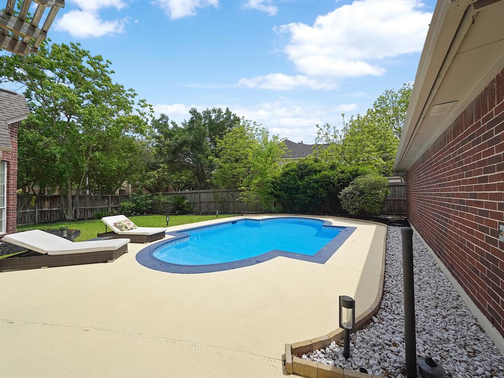 22203 Winding Lake Court, Katy, Texas image 31