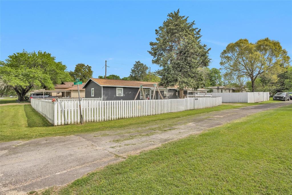 115 Venus Drive, Trinity, Texas image 33