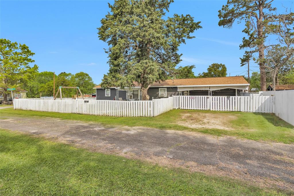 115 Venus Drive, Trinity, Texas image 34