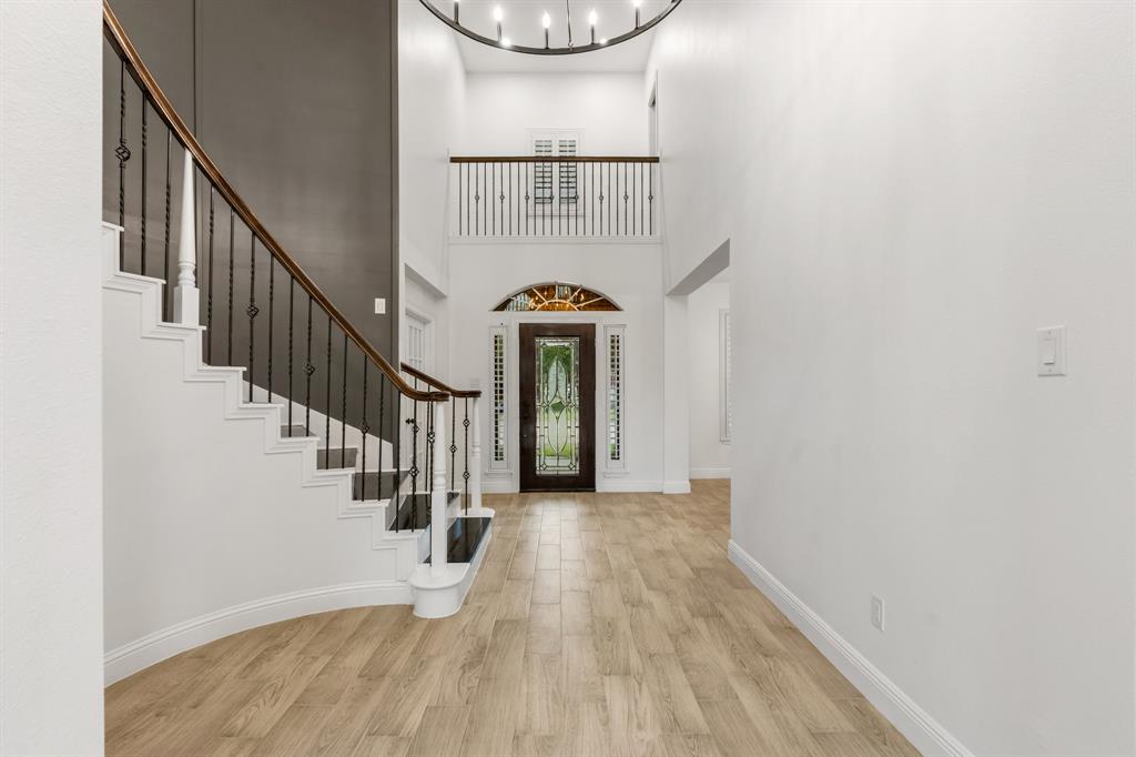 7414 Oakland Wood Court