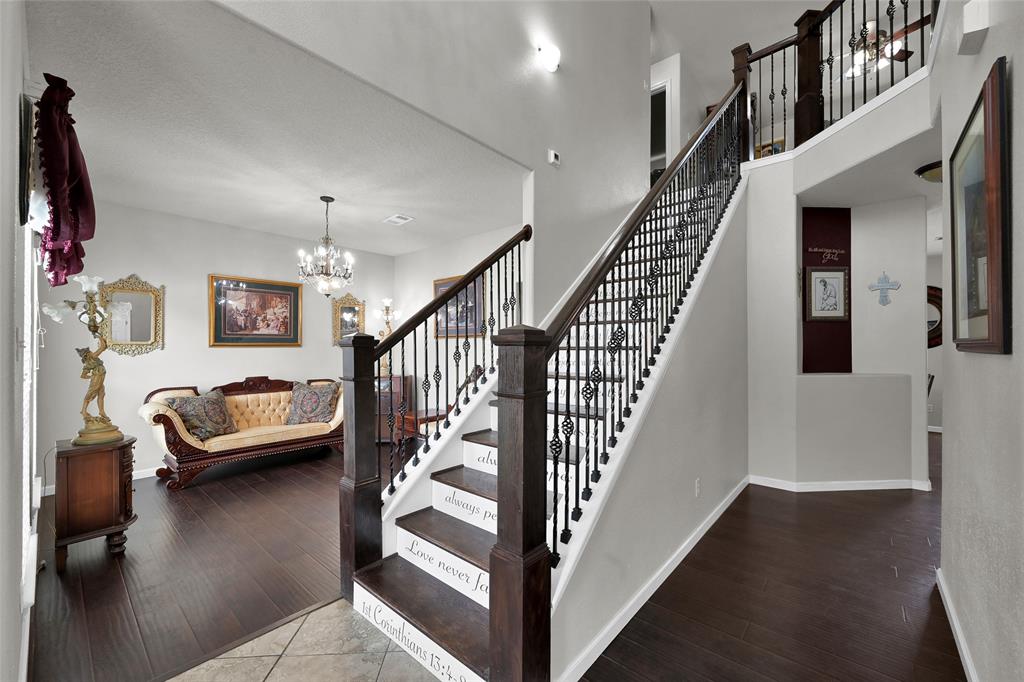 1815 Northampton Drive, Conroe, Texas image 3