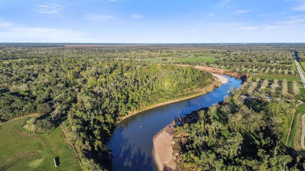 NA County Rd 42, Rosharon, Texas image 16