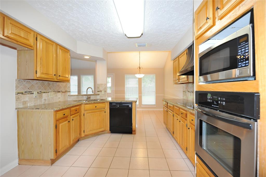 3123 Redcliff Drive