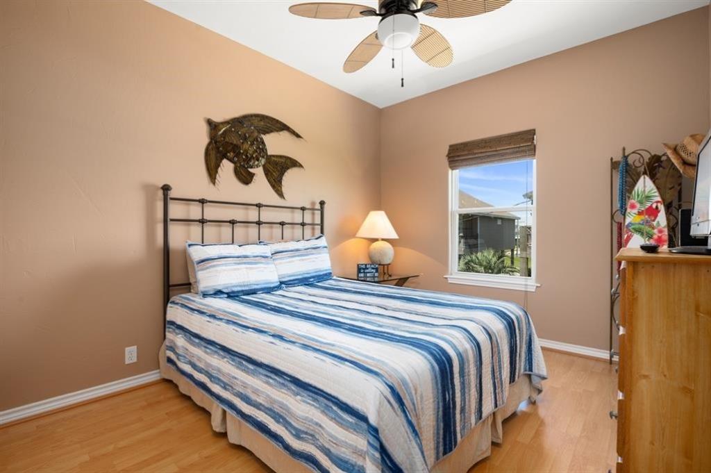 1327 Emerald Drive, Crystal Beach, Texas image 23