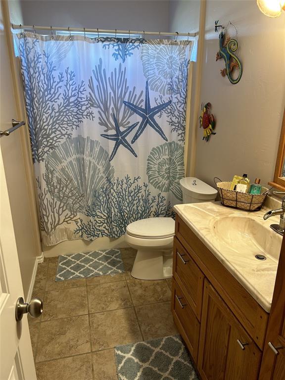 1327 Emerald Drive, Crystal Beach, Texas image 22