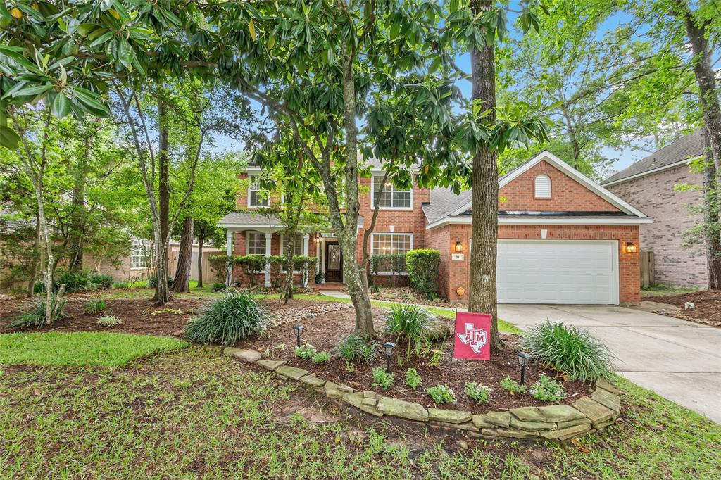 39 S Downy Willow Circle, The Woodlands, Texas image 3