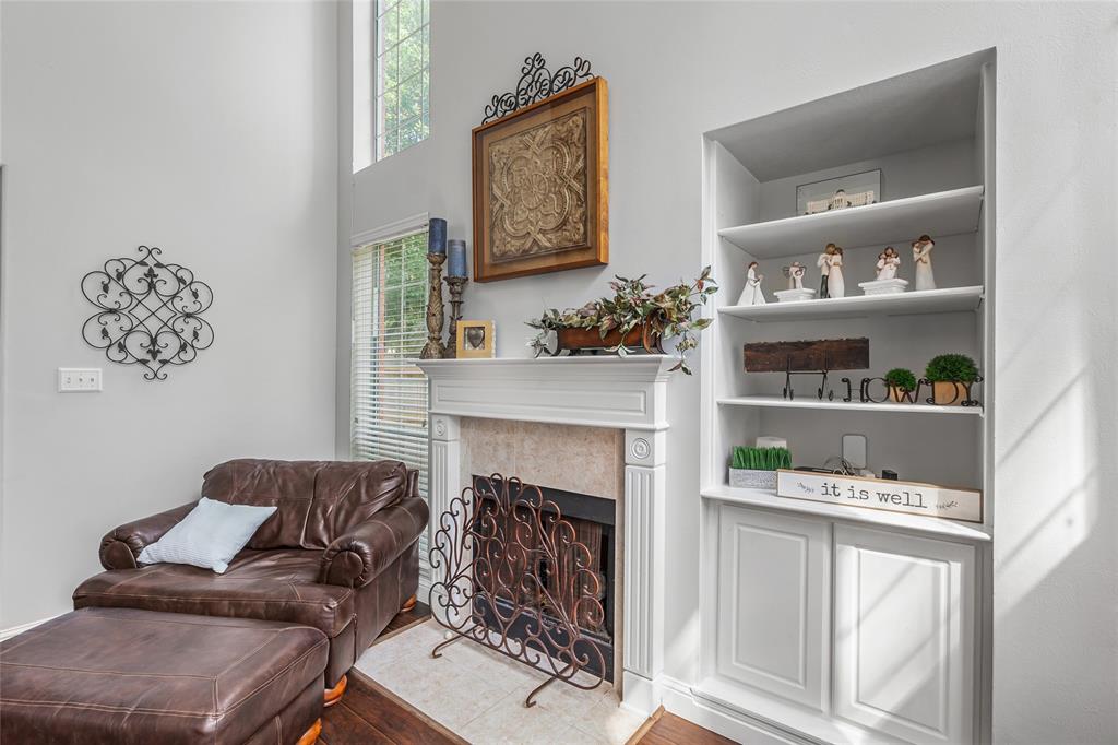 39 S Downy Willow Circle, The Woodlands, Texas image 13
