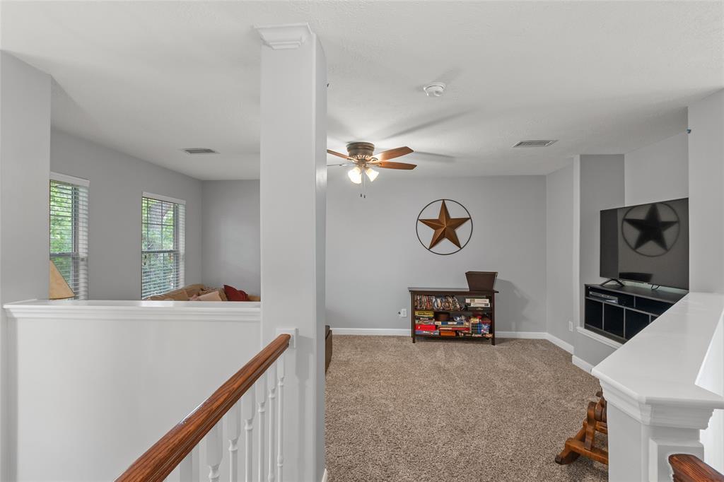 39 S Downy Willow Circle, The Woodlands, Texas image 31