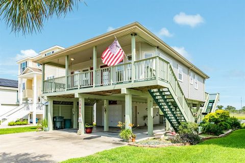Single Family Residence in Galveston TX 13815 Doubloon Avenue.jpg