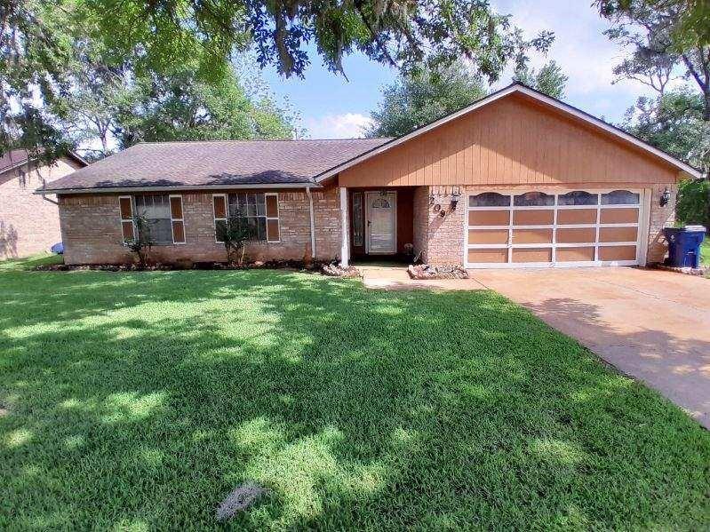 209 Montclaire Dr Drive, West Columbia, Texas image 5
