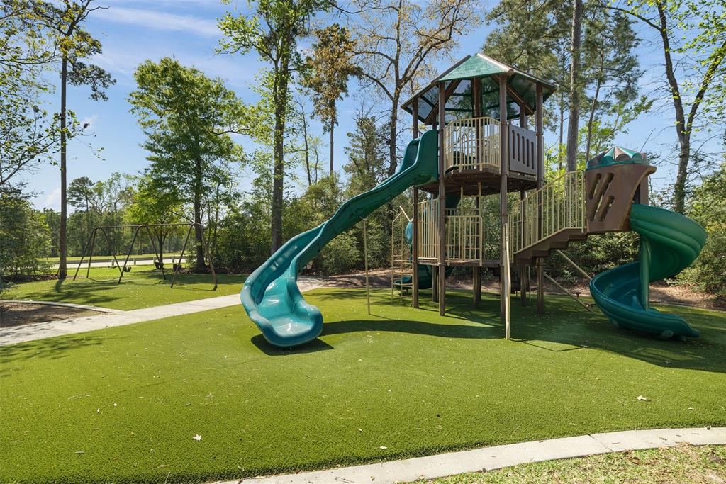523 Rolling Brook Lane, Pinehurst, Texas image 42