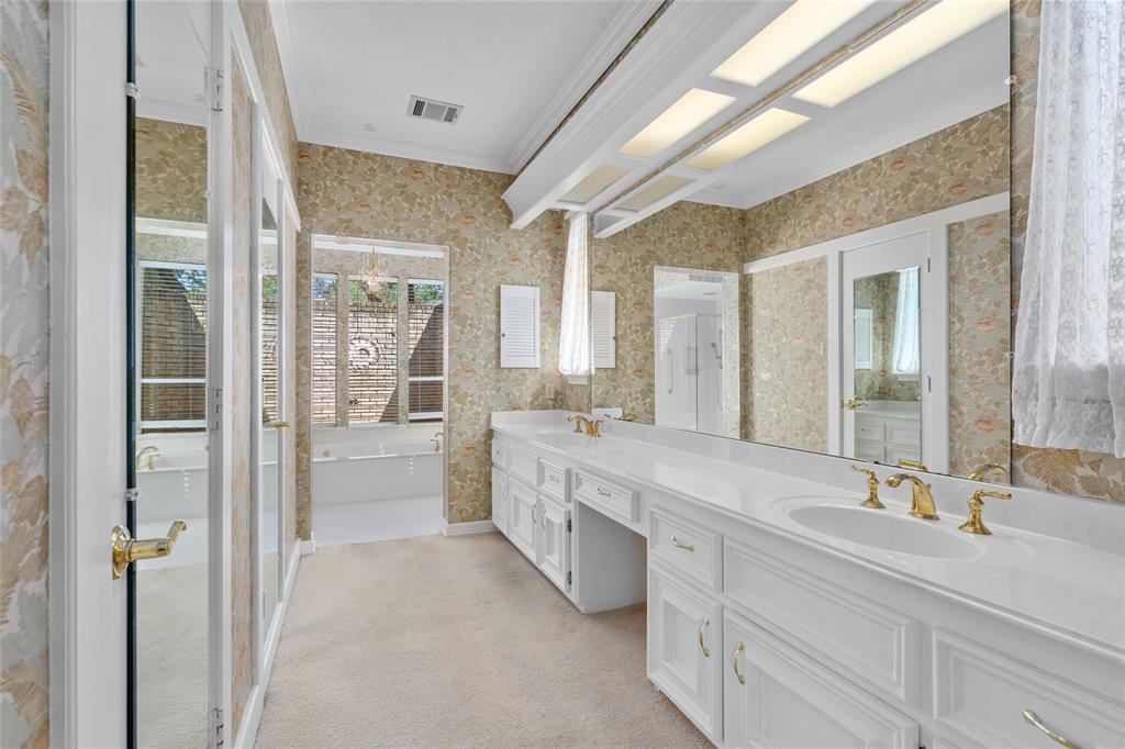 15402 Cresent Oaks Court, Houston, Texas image 3