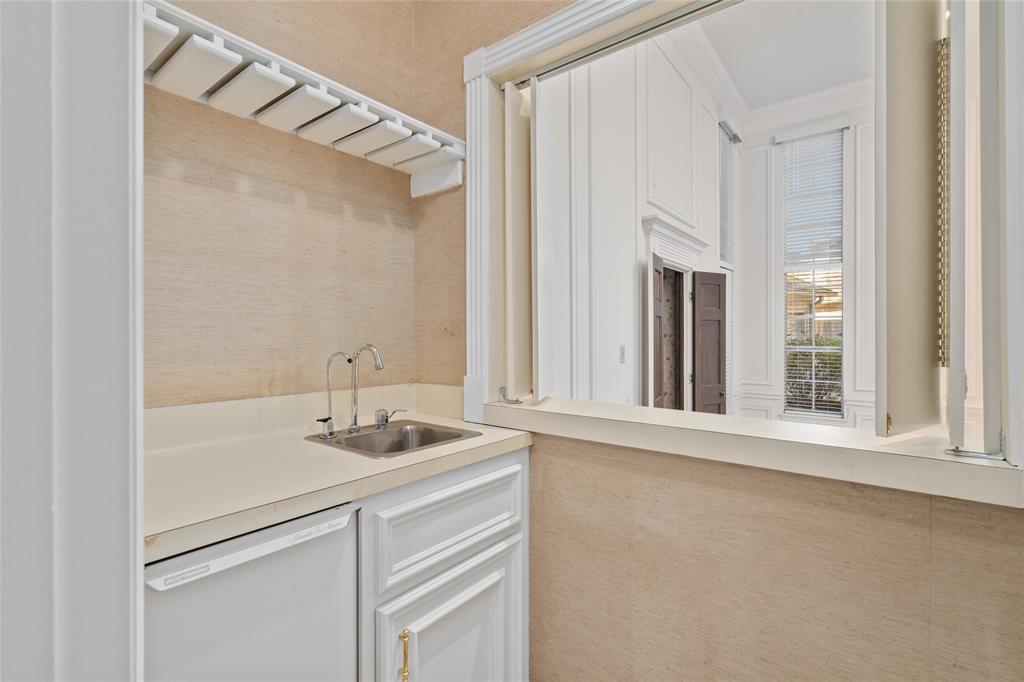 15402 Cresent Oaks Court, Houston, Texas image 17