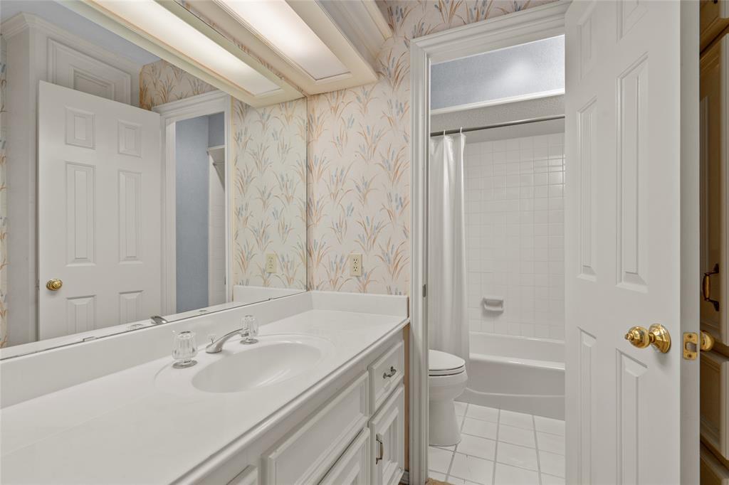 15402 Cresent Oaks Court, Houston, Texas image 36