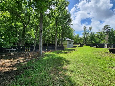 Photo of 12123 Overhill Road, Plantersville, TX 77363 (MLS # 73520156)