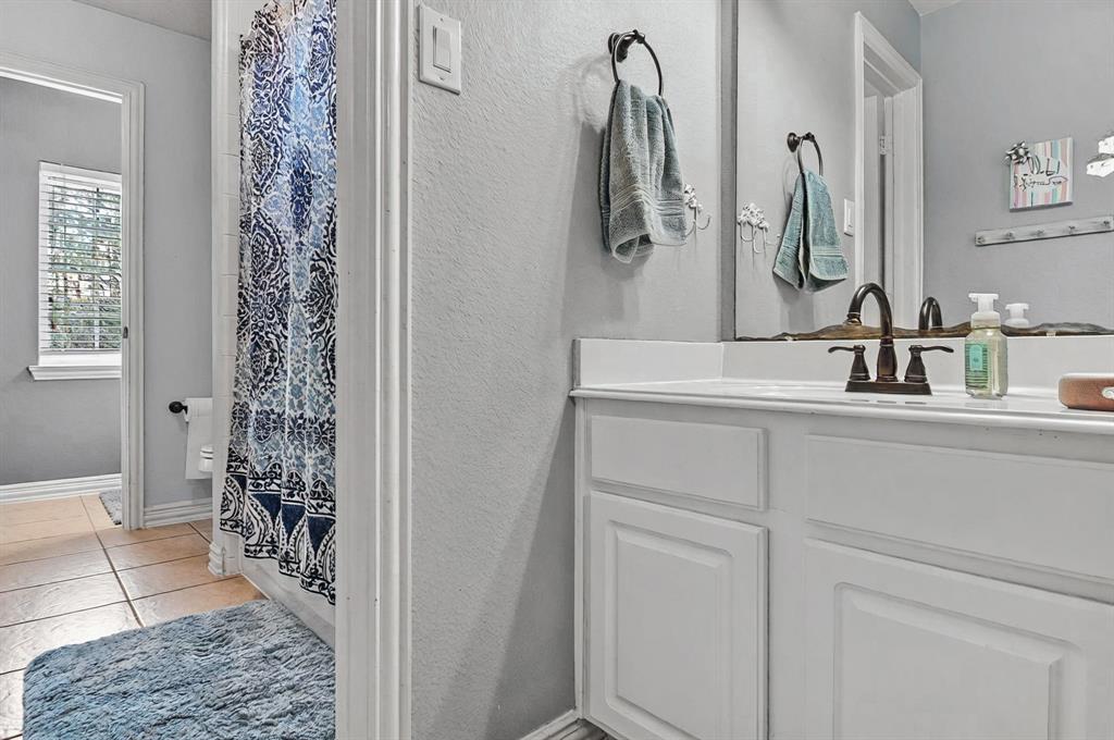 20710 Misty Crossing Lane, Spring, Texas image 39