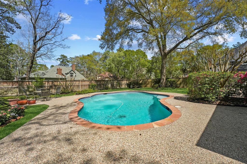2106 Mount Forest Drive, Kingwood, Texas image 40