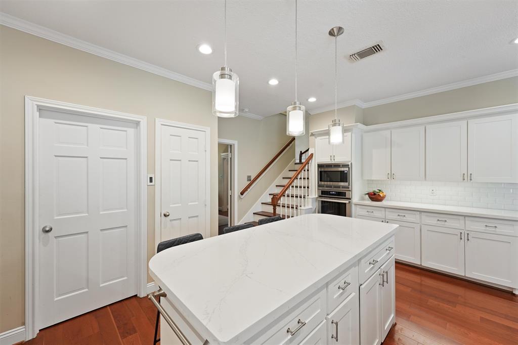 2106 Mount Forest Drive, Kingwood, Texas image 18