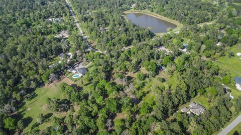 Single Family Residence in Magnolia TX 31003 High Meadow Circle.jpg