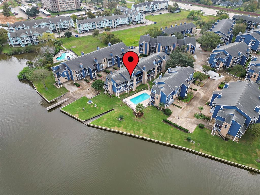 18519 Egret Bay Boulevard #1808, Webster, Texas image 28