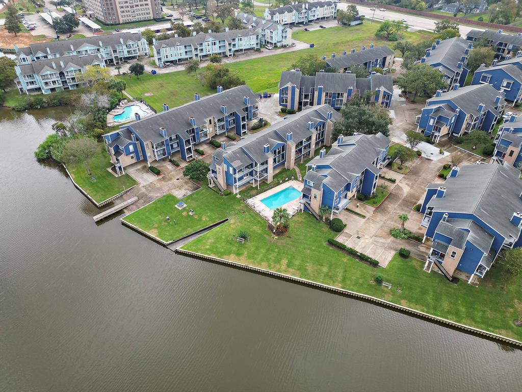 18519 Egret Bay Boulevard #1808, Webster, Texas image 27